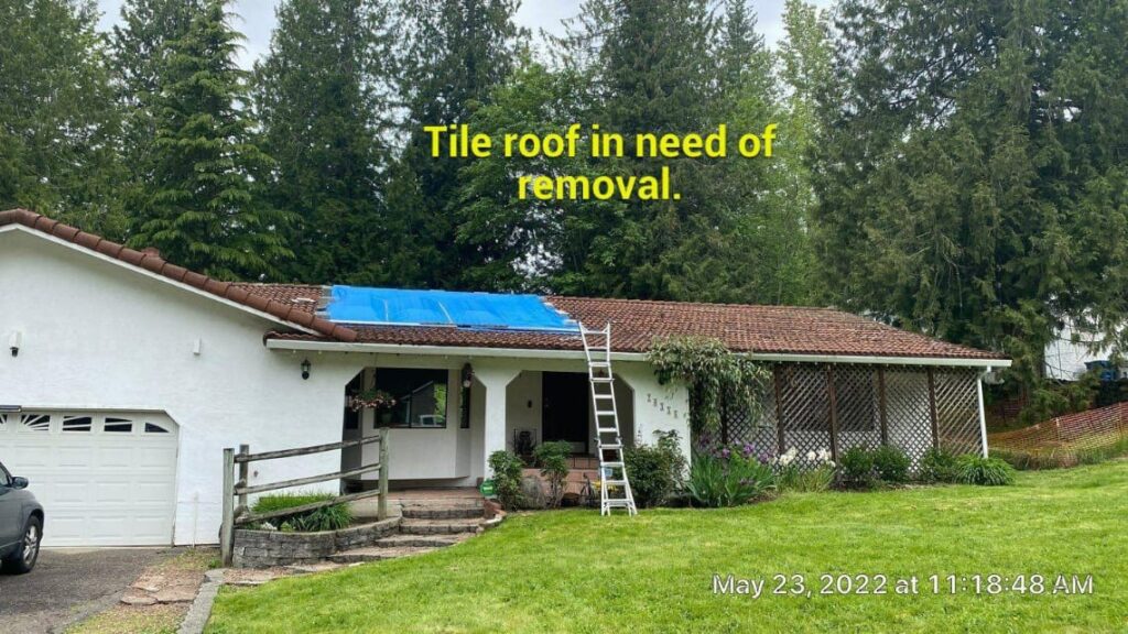 roof-before-removal | Guardian Roofing, Gutters & Insulation Roof before replacement by Guardian Roofing & Gutters